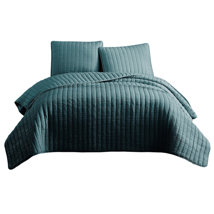 3 Piece Crinkle King Coverlet Set with Vertical Stitching, Turquoise Blue