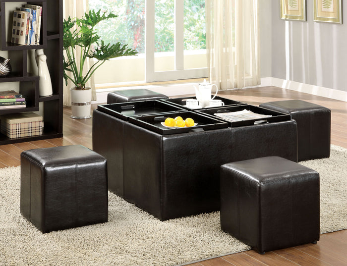 Quyhn Ottoman with 4 Cubes